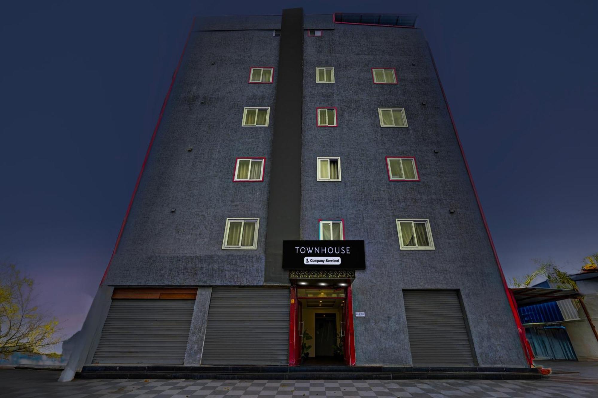 Super Townhouse Tirupati Hotel Exterior foto