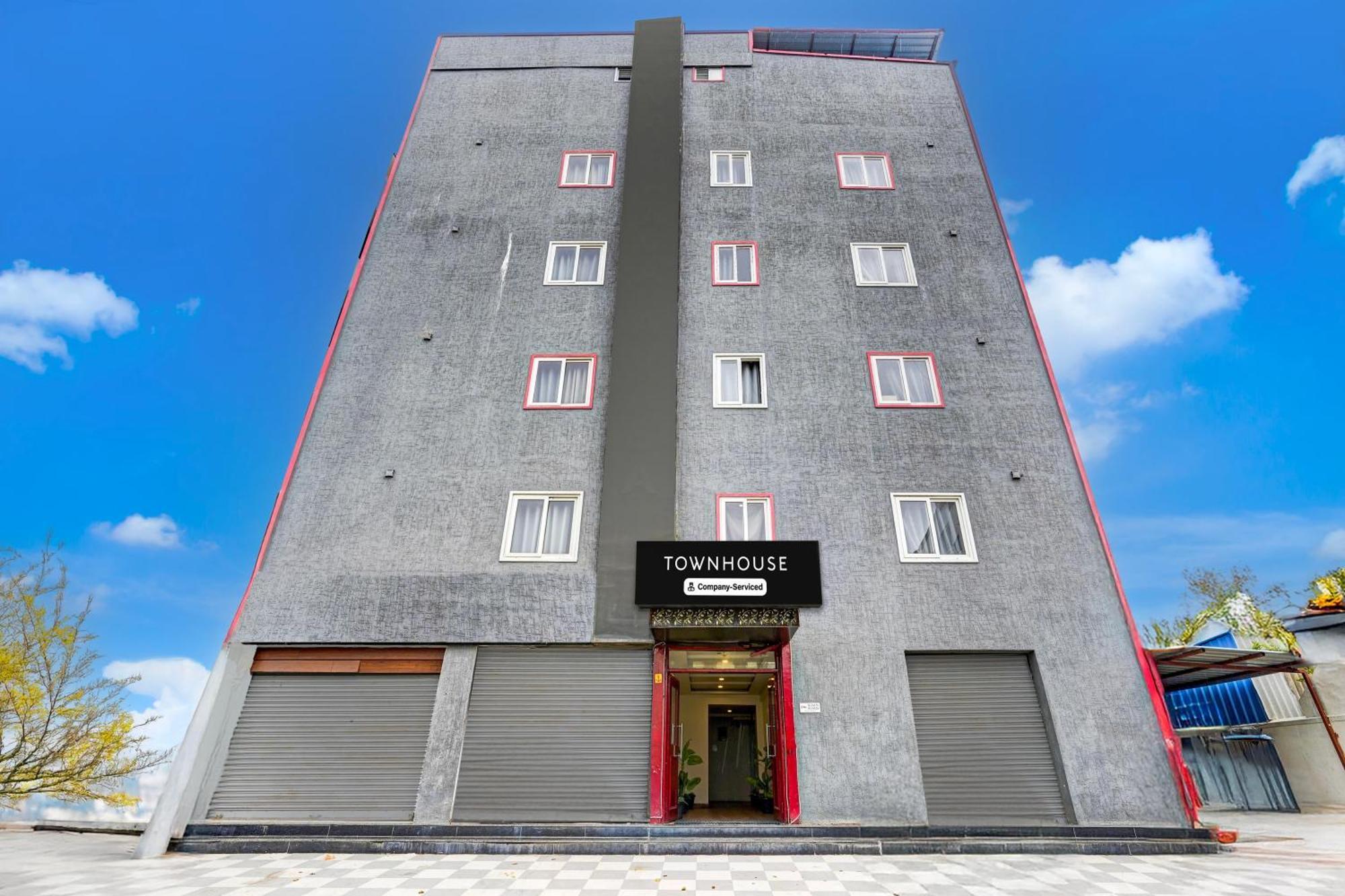 Super Townhouse Tirupati Hotel Exterior foto